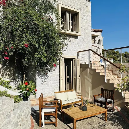 Epidavros Villas Voukamvilia Retreat, Shared Pool