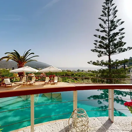 Epidavros Voukamvilia Retreat, Shared Pool 펜션 네아 에피다브로스