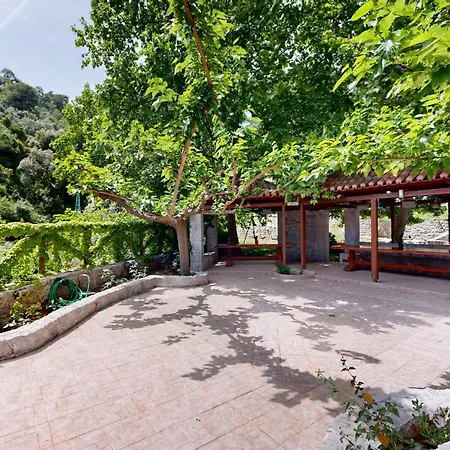 Epidavros Voukamvilia Retreat, Shared Pool * 네아 에피다브로스