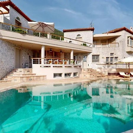 Epidavros Voukamvilia Retreat, Shared Pool 네아 에피다브로스