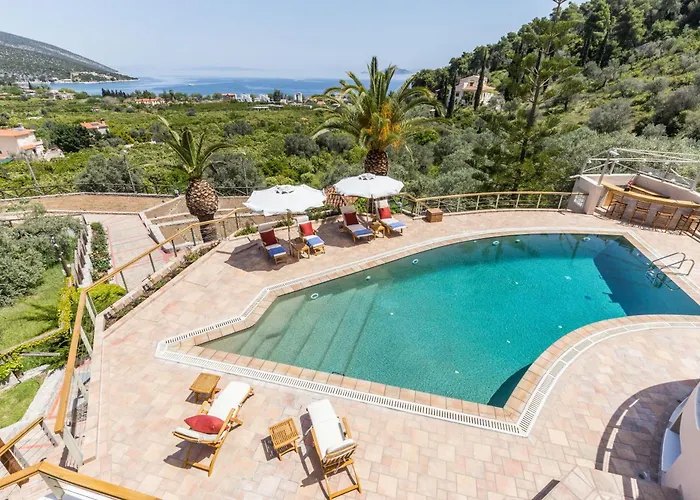 Voukamvilia Junior In Epidavros Shared Pool Lägenhet