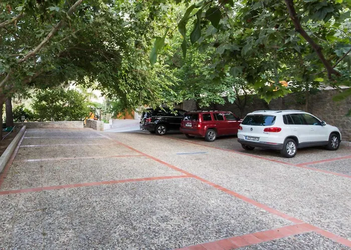 Apartamento Voukamvilia Junior In Epidavros Shared Pool *