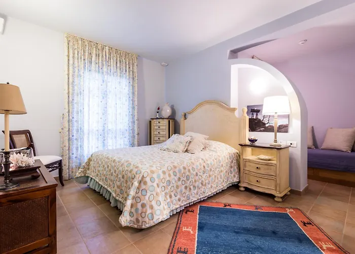 Voukamvilia Junior In Epidavros Shared Pool * Nea Epidavros