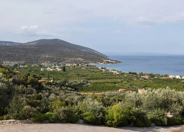 Voukamvilia Junior In Epidavros Shared Pool Lägenhet *